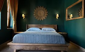 Fole Guest House